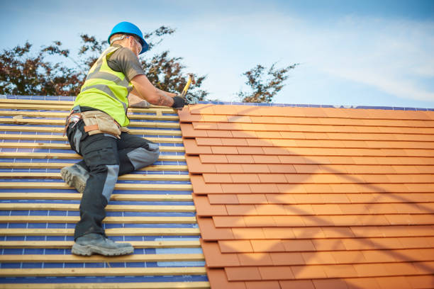 Best Wood Shake Roofing  in Mantachie, MS